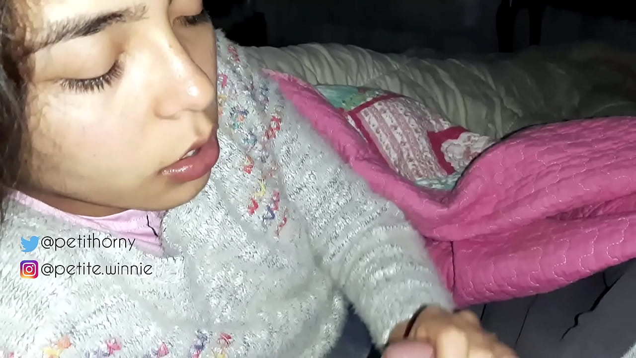 NEELAN KOGU OMA MEHE KOGUNENUD PIIMA ALLA - NÄITAN KEELT SPERMAGA